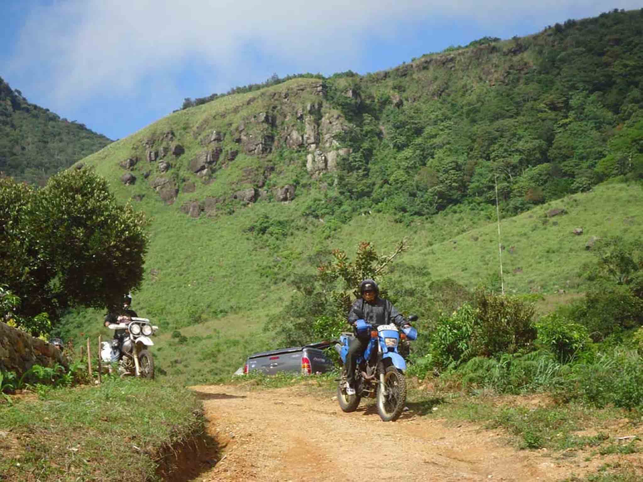 Sri Lanka motorbike tour